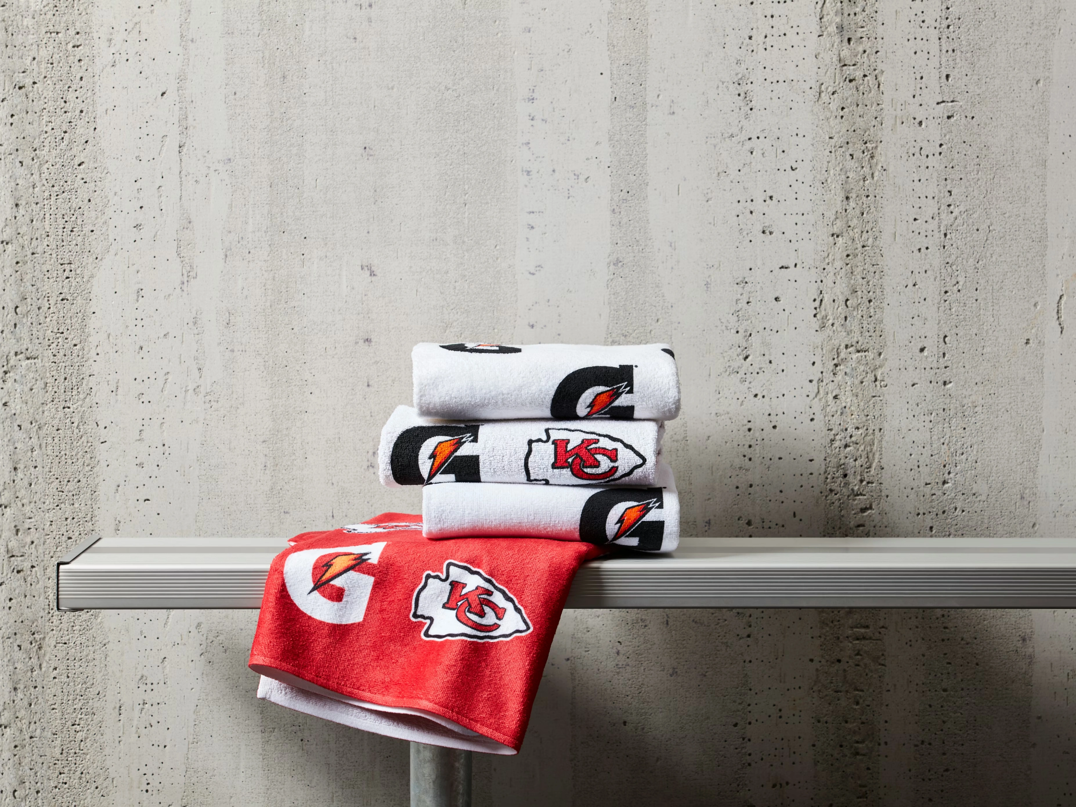 Kansas City Chiefs NFL Pro Team Towel 4 Kansas City Chiefs NFL Pro Team Towel