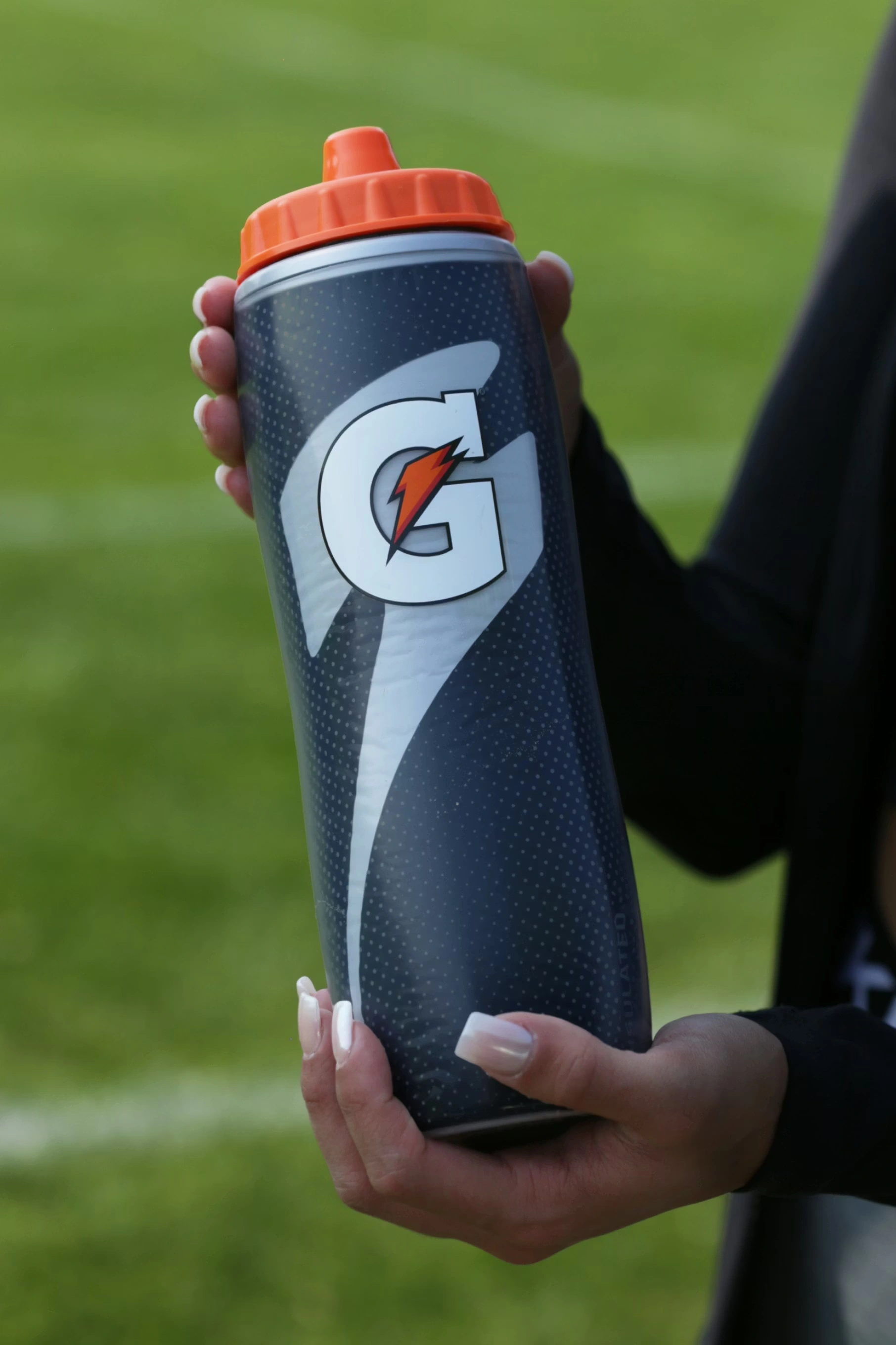 Black Insulated Squeeze Water Bottle (30 oz)