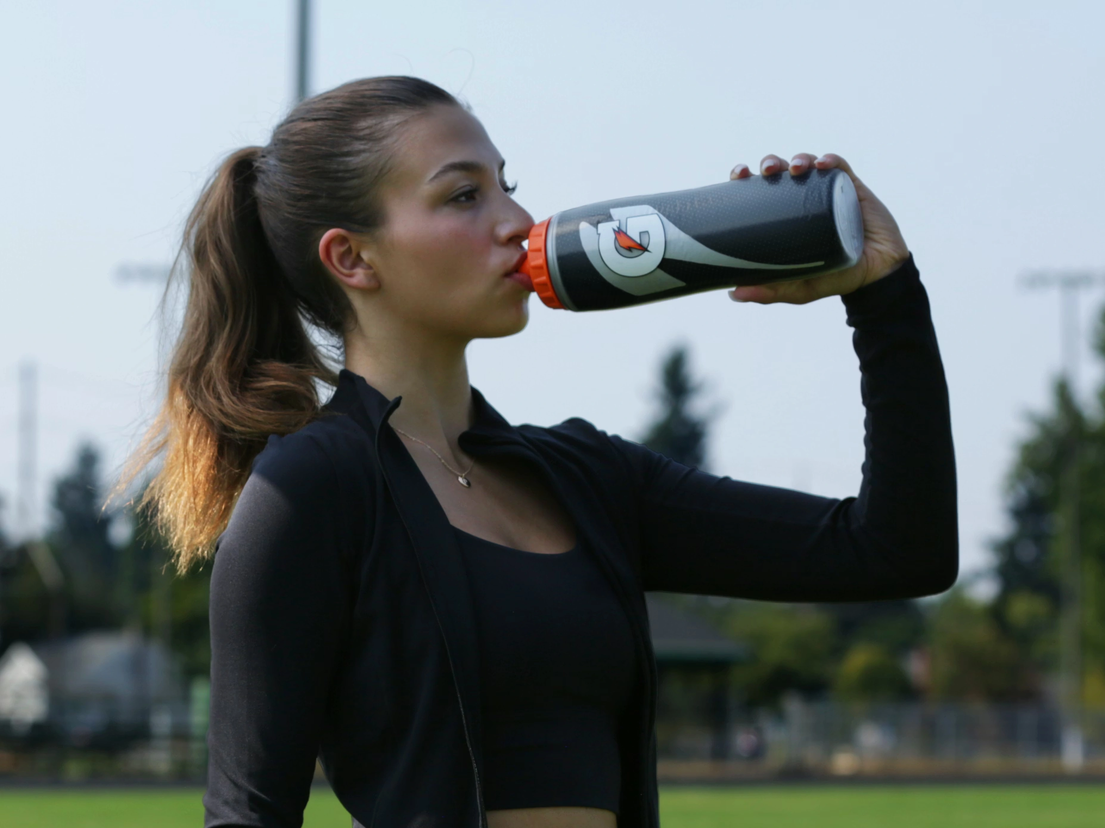 Black Insulated Squeeze Water Bottle (30 oz)